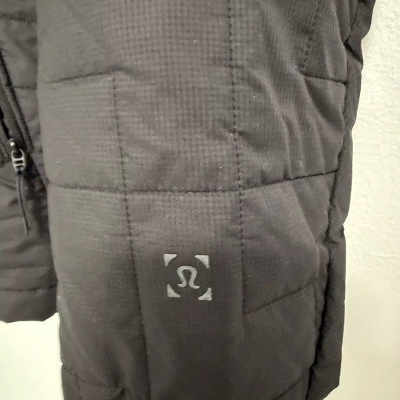 Lululemon Black Puffer Jacket with Quilted Design Sz XS - Picture 4 of 7